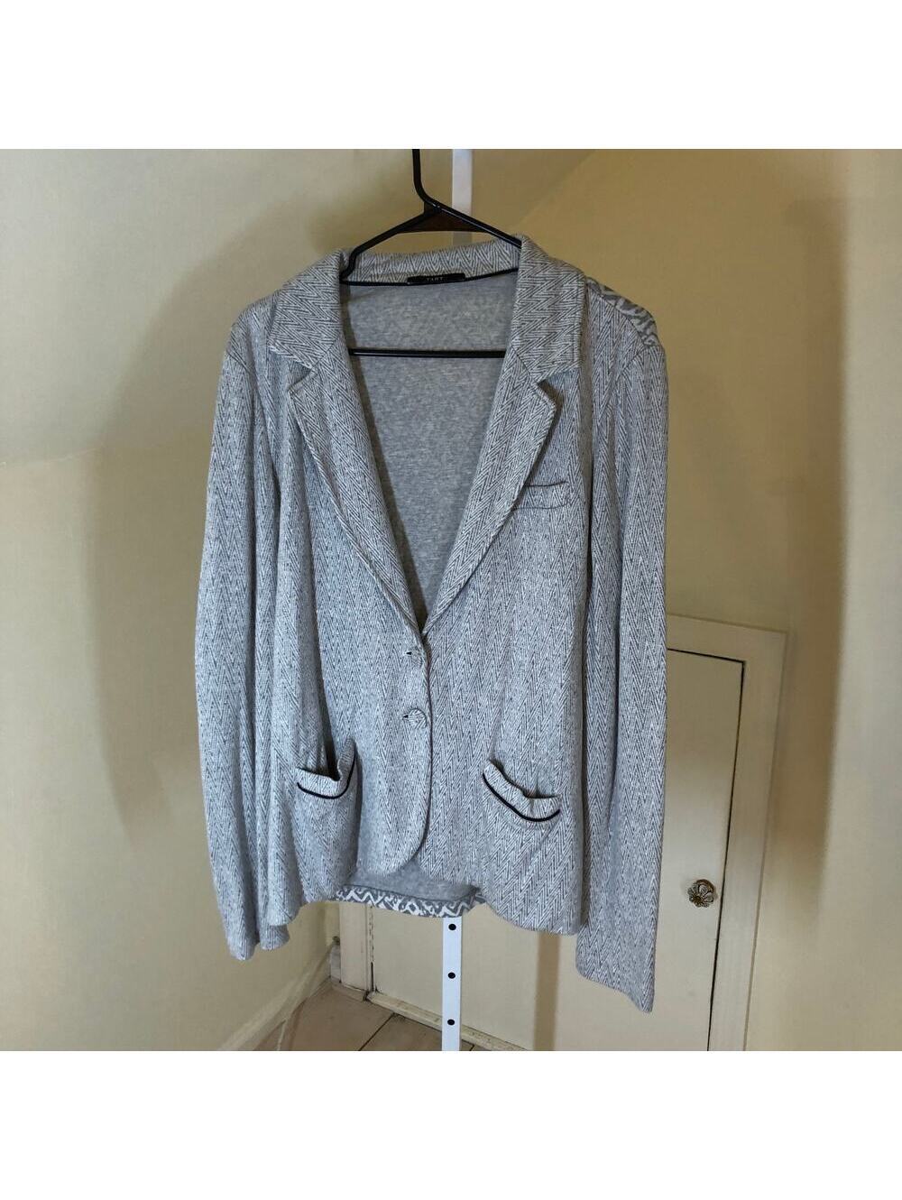 Tart EUC Women's Light Gray Knit Blazer with Geo Houndstooth Pattern Size L